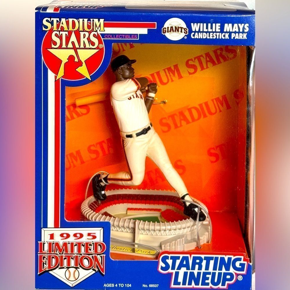 1995 Starting Lineup Stadium Stars Willie Mays HOF MINT CONDITION